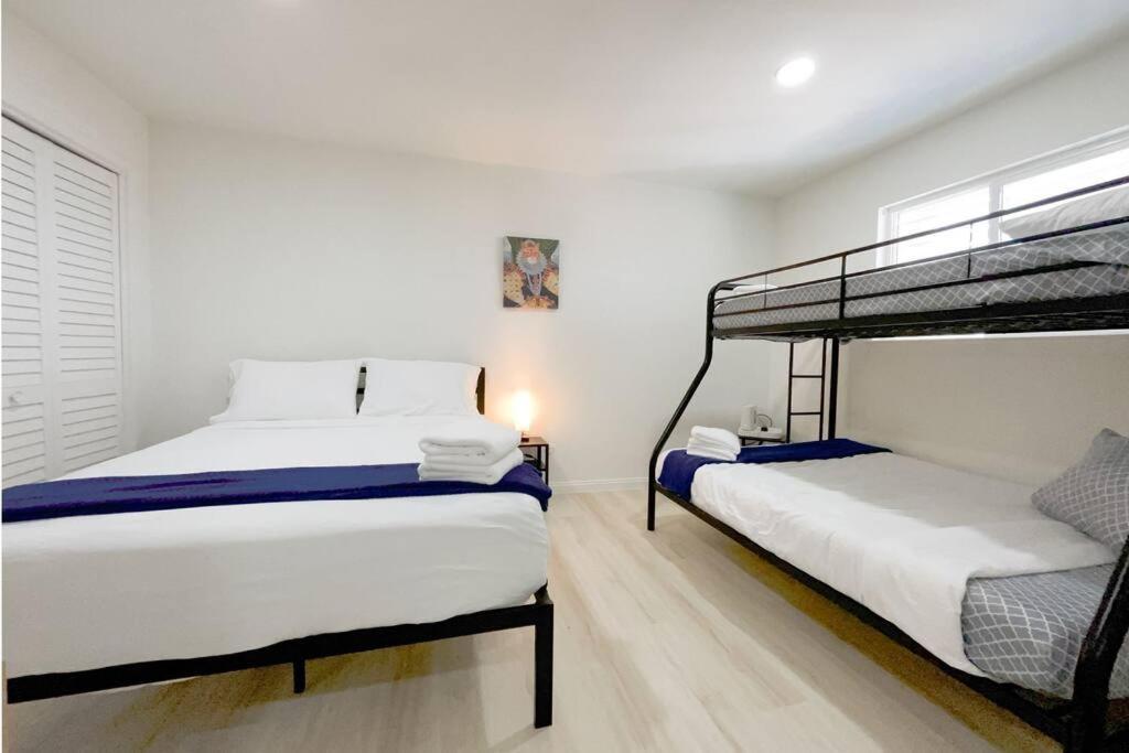 Roomy Home 5 Mins From Attractions Галвестън Екстериор снимка